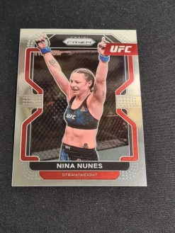 Tradera Samlarbilder<Panini Prizm UFC 2022 #160 Nina Nunes