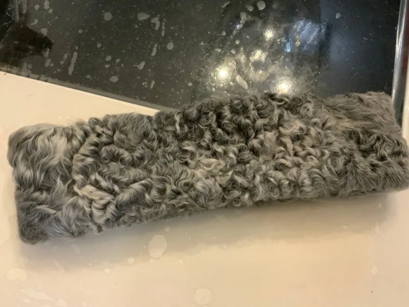 Tradera Pannband äkta päls fårskinn fårpäls> Huvudbonader