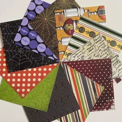 Tradera Papper Skurna ca 15x15 cm Halloween Spindelnät Fladdermöss glitter^ Scrapbooking