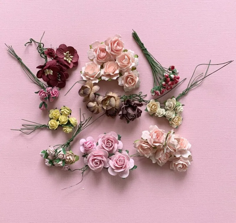 Tradera Pappersblommor blandade färger^ Scrapbooking