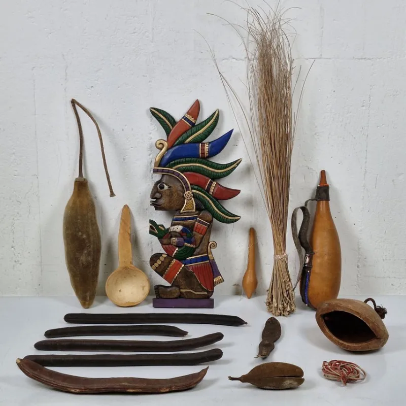 Tradera Parti afrikanska föremål - Väggprydnad - Slev - Torkad baobab - Vattenbehållare> Övrig Antik & Design