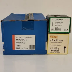 Tradera Parti blandade Skruv & spik - Trådspik - Farmarskruv röd - Träskruv> Skruv, Plugg & Spik