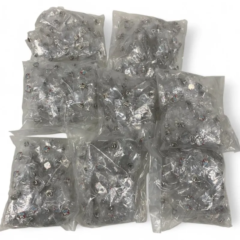 Tradera Varupartier<Parti Pins Båt Buss