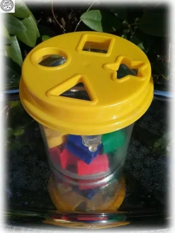 Tradera Pedagogisk sorterare 4 figurer övning för finmotorik> Experimentlådor & Vetenskap