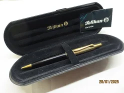 Tradera Pennor & Tillbehör<PELIKAN TRYCKPENCIL 550 GOLD/SVART