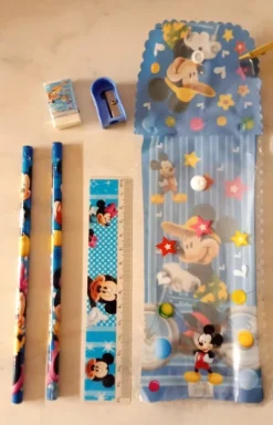 Tradera Pennset / set Micky Maus / Musse Pigg / Disney> Pyssla & Måla