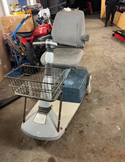 Tradera Hjälpmedel<Permobil