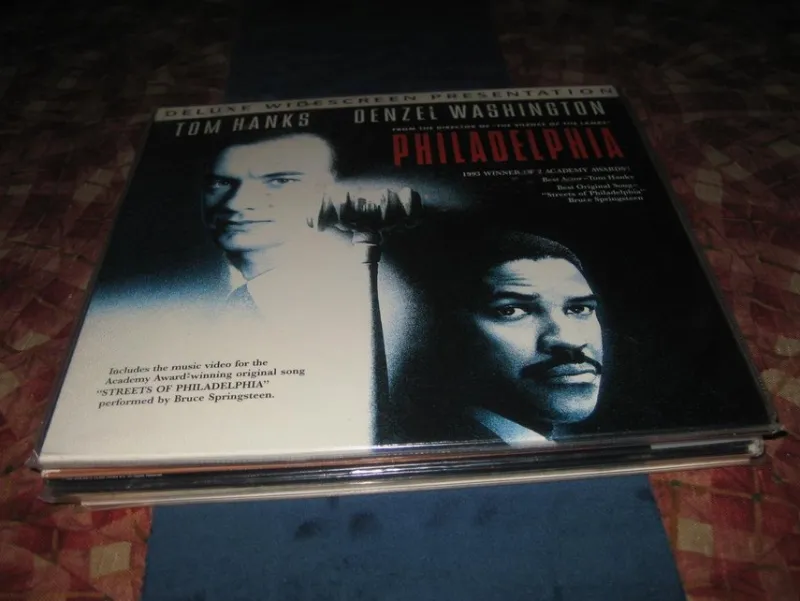 Tradera PHILADELPHIA-OSCARBELÖNAD MED TOM HANKS OCH DENZEL WASHINGTON> Laserdisc