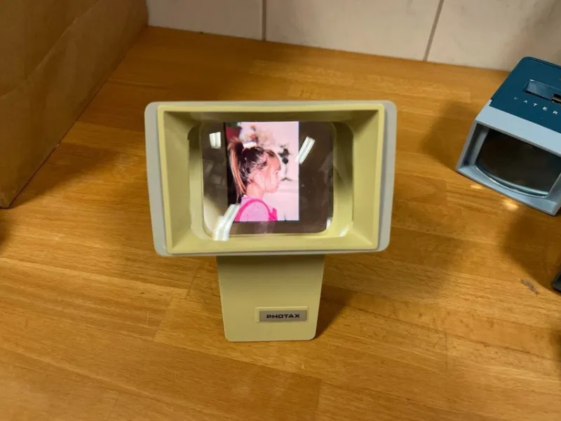 Tradera Photax Solar 3 diabildvisare med tillbehör^ Analoga Projektorer