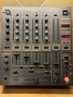 Tradera Pioneer DJM-600 DJ-mixer^ Dj-utrustning