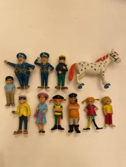 Tradera Pippi Långstrump figurer i hård plast> Figurer & Leksaksvärldar