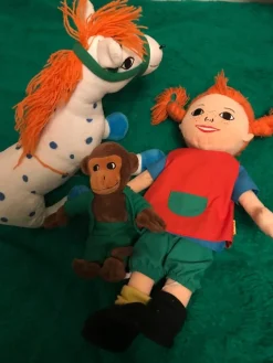 Tradera Pippi Långstrump gosedjur: Pippi, Lilla Gubben & Lilla Hästen> Övriga Leksaker
