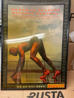 Tradera Pirelli Poster med Carl Lewis^ Affischer