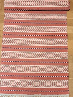 Tradera Plastmatta Röd-vit-blå 57x230^ Mattor