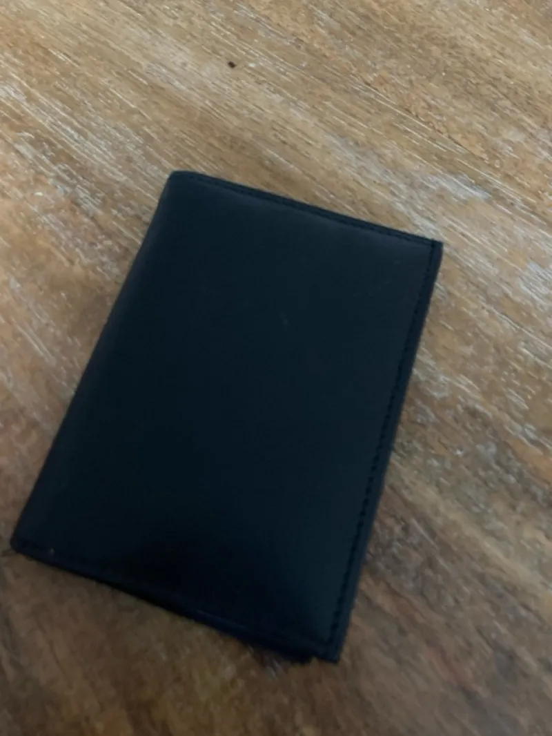 Tradera Plånbok svart kalvskinn helt oanvänd> Plånböcker