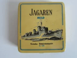 Tradera Tobakiana<Plåtask från Svenska Tobaksmonopolet - Jagaren Mild Nr 520