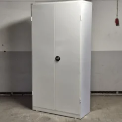 Tradera Plåtskåp i metall - Metallskåp - Skåp> Verkstad