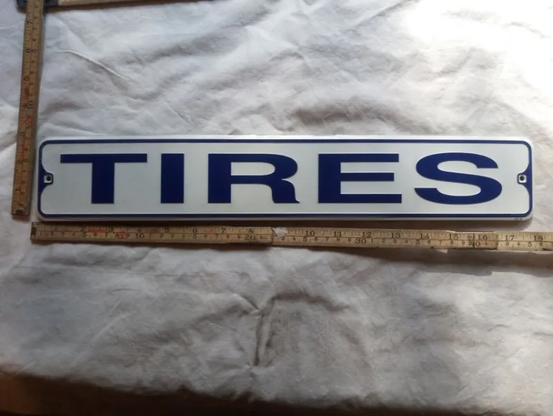 Tradera Skyltar<plåtskylt tires däck