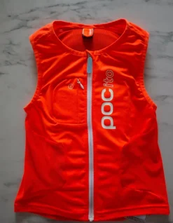 Tradera Övrig Sport & Fritid<POC ito VPD Air B-4 ryggskydd, väst storlek M