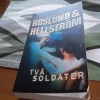 Tradera Pocket bok av ROSLUND&HELLSTRÖM. TVÅ SOLDATER> Planschverk & Illustrerade Böcker