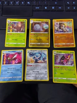 Tradera Samlarbilder<Pokemon 6st holo kort paket 17