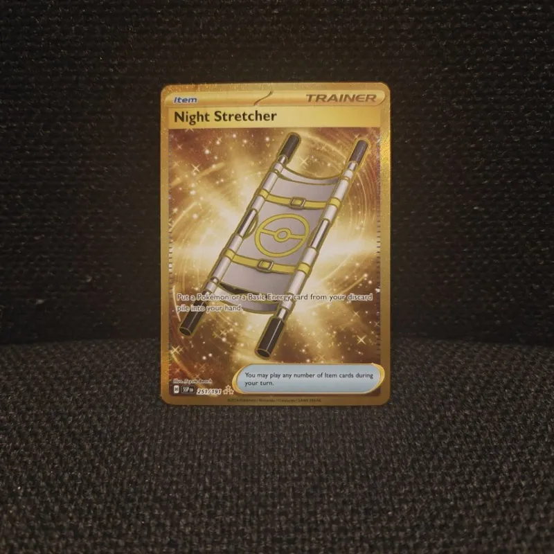 Tradera Spelkort<Pokemon-kort: Night Stretcher (251/191) - Guldflimmer