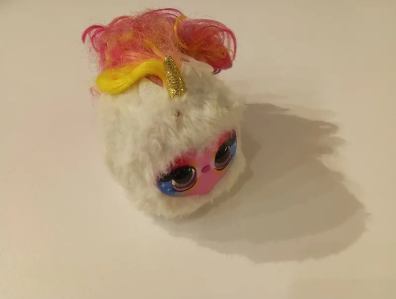 Tradera Pomsies Lumies Skyrocket LLC leksak som talar, sjunger och ändrar färger> Utomhusleksaker