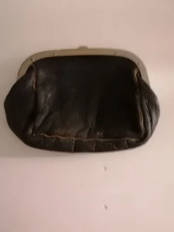 Tradera Portmonnä / börs i skinn.> Plånböcker