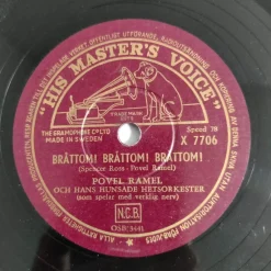 Tradera Povel Ramel - Bråttom bråttom bråttom / Den gamla vaktparaden 78a 1951 VG+^ Stenkakor