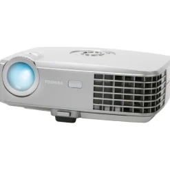 Tradera Projektor - Toshiba TDP-P8 - 1500 anslilumen^ Projektorer