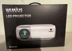 Tradera Projektor ny 9000 lumen full HD & 4K ready , bluetooth wifi^ Projektorer