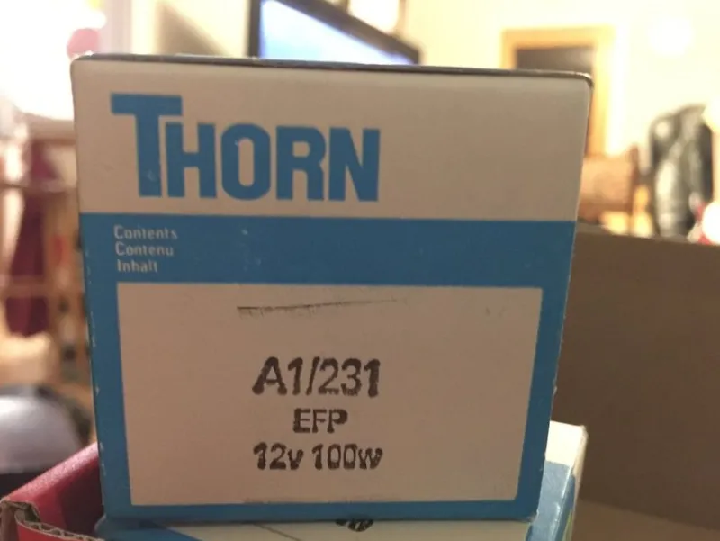 Tradera Projektorlampa Vintage NOS Thorn A1/231 EFP 12V 100W GZ6.35^ Analoga Projektorer