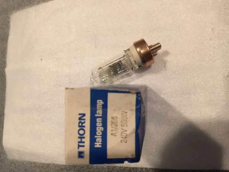 Tradera Projektorlampa Vintage NOS Thorn A1/268 240V 500W EPS GY17t^ Analoga Projektorer