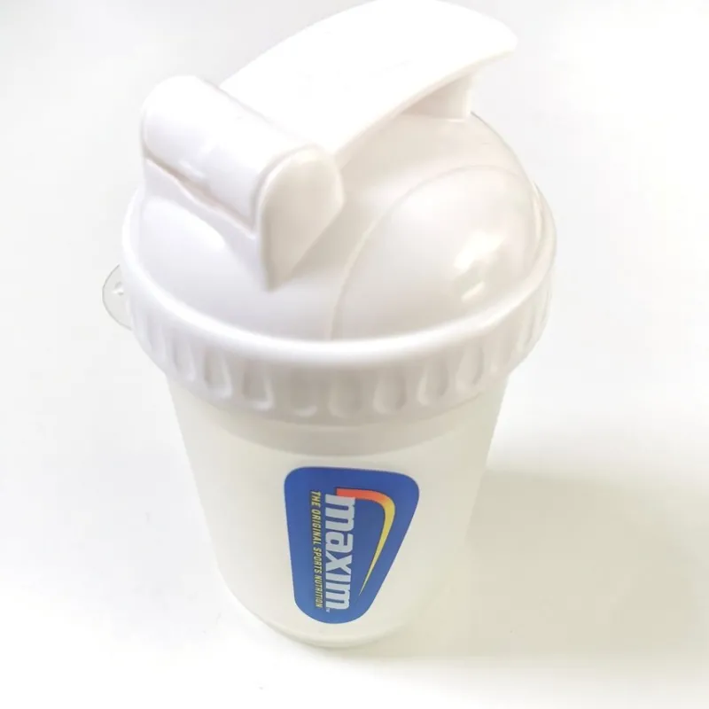 Tradera Träning<PROTEINSHAKER 500ML (MAXIM)