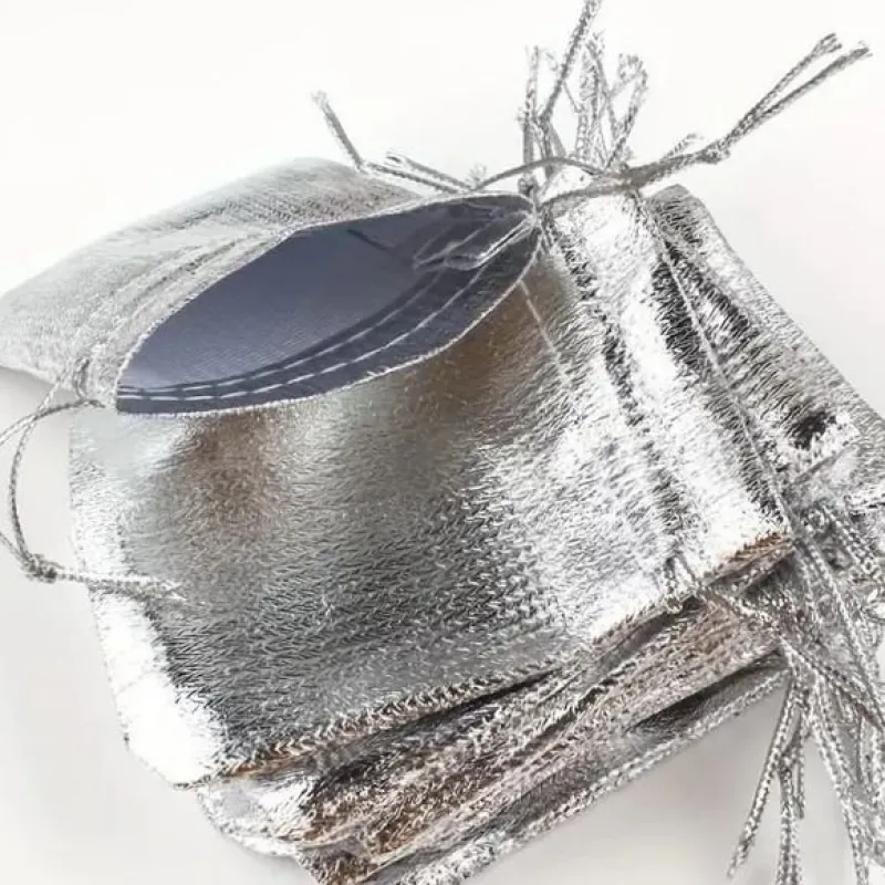 Tradera Smyckeskrin & -förvaring<Påse. Tyg. Silver. Smycken. Presenter. Nytt!