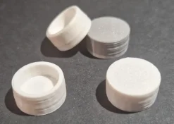 Tradera Puch MC50 plastpluggar till styrkronan^ Mopeder & Delar