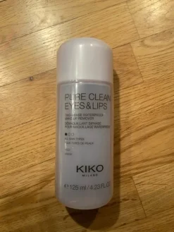 Tradera Ansiktsvård<Pure Clean eyes and lips, 125 ml, obruten förpackning .