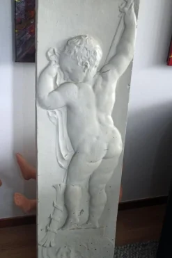 Tradera PUTO GIPS 111X33X4,5CM^ Reliefer