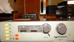 Tradera Quad 44 Preamplifier fungerande som det skall +skivspelar moduler MM ch MC^ Stereo & Hifi