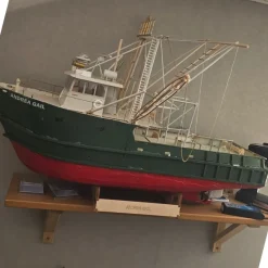 Tradera Radiostyrd fiskebåt Andrea Gail^ Radiostyrt