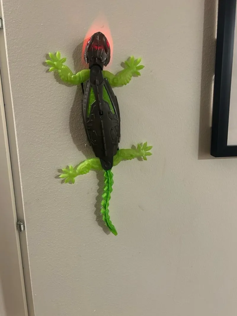 Tradera Radiostyrd Gecko-robot> Robotleksaker & Robotdjur