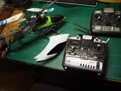 Tradera Radiostyrd Helikopter med Sändare reservdelar^ Radiostyrt