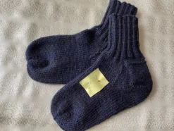 Tradera Raggsoockor, strumpor, tofflor storlek 37-38^ Kläder