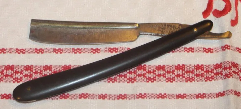 Tradera Rakning<RAKKNIV KLAS TÖRNBLOM ESKILSTUNA.