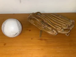 Tradera Baseball<Rawlings Deep well pocket Plockhandske HÖGER Läder, RBG 224