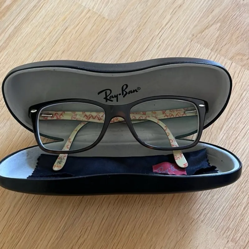 Tradera Ray-Ban Bestickta Glasögon> Glasögon & Tillbehör