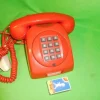 Tradera Fast Telefoni<Röd telefon med knappar