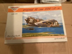 Tradera Reggiane RE2000 Serie I/ Svenska J-20 - nytt^ Plastbyggsatser