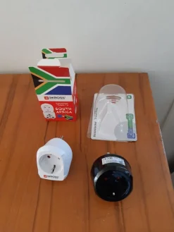 Tradera Reseadapter sydafrika vägguttag reseadaptrar ström vägguttag^ Resetillbehör