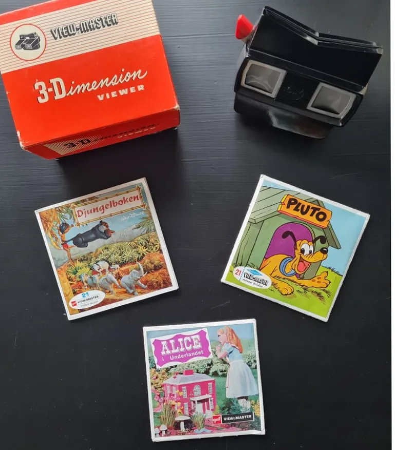 Tradera **RETRO från 1955**VIEW MASTER**inkl Walt Disney fotoskivor**3D-stereoskopi**> Övriga Leksaker